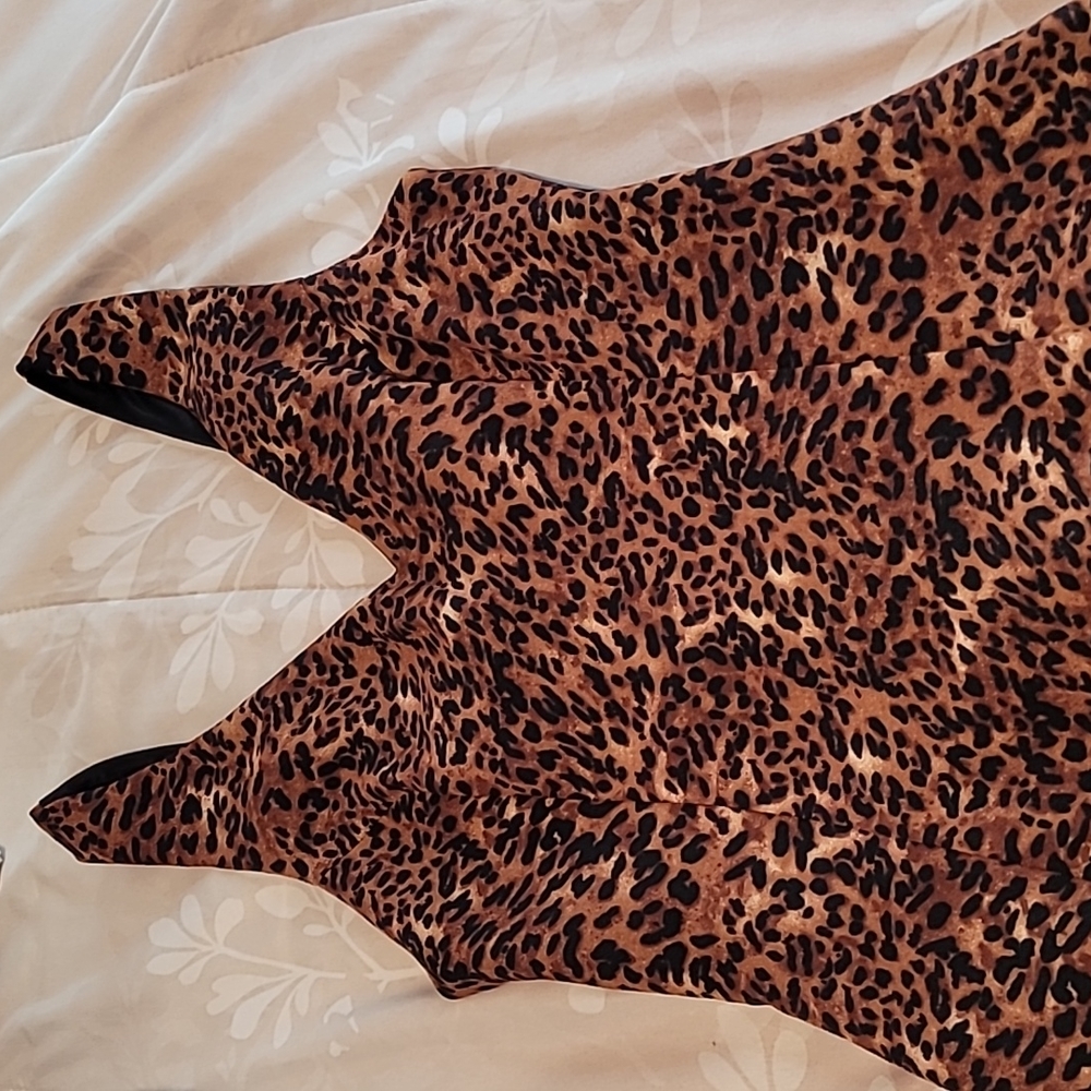 Leopard midi dress
